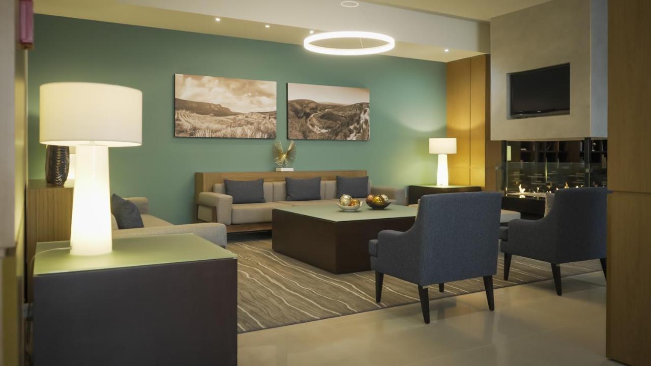 Staybridge Suites Guadalajara Expo By Ihg Запопан Екстериор снимка