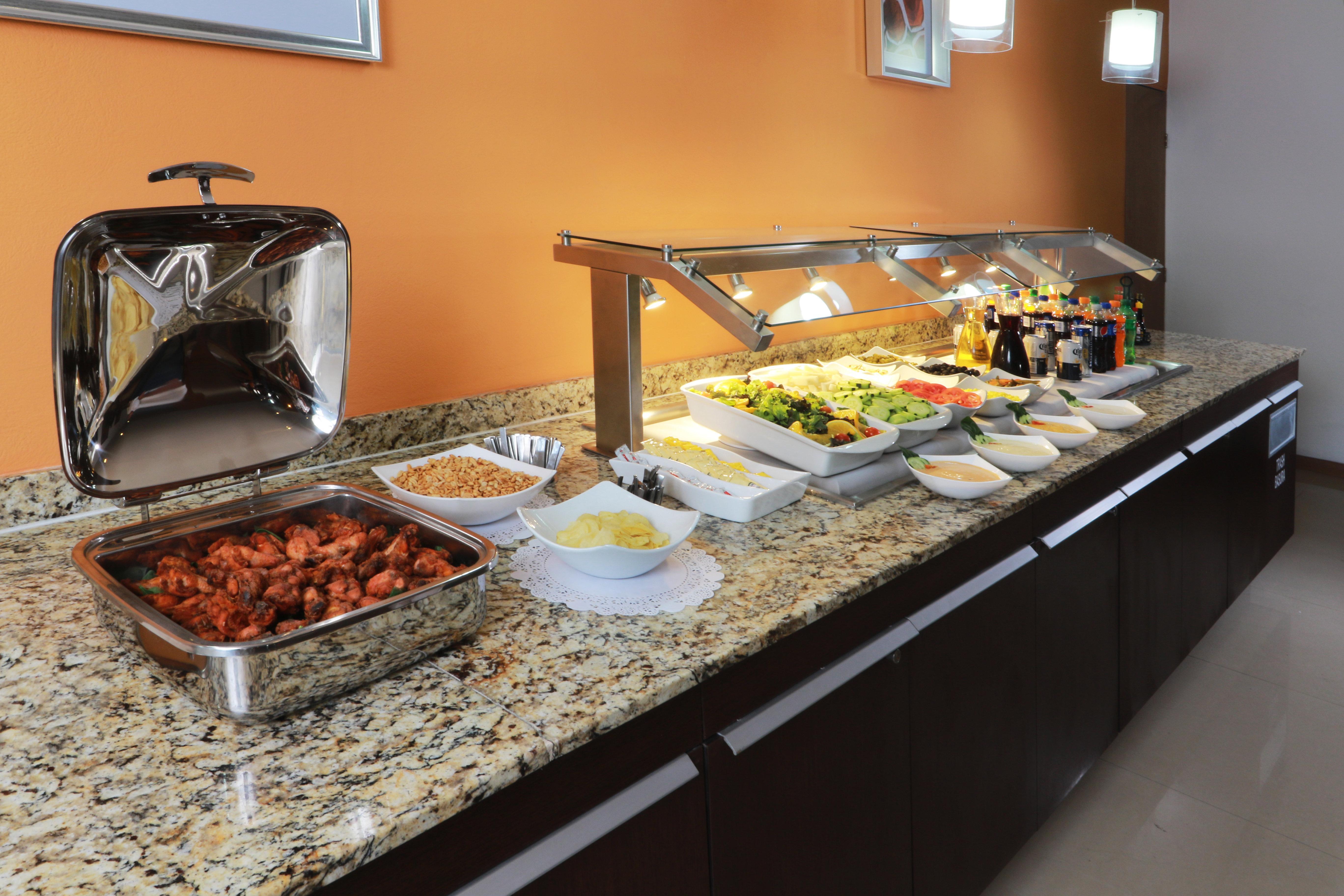 Staybridge Suites Guadalajara Expo By Ihg Запопан Екстериор снимка