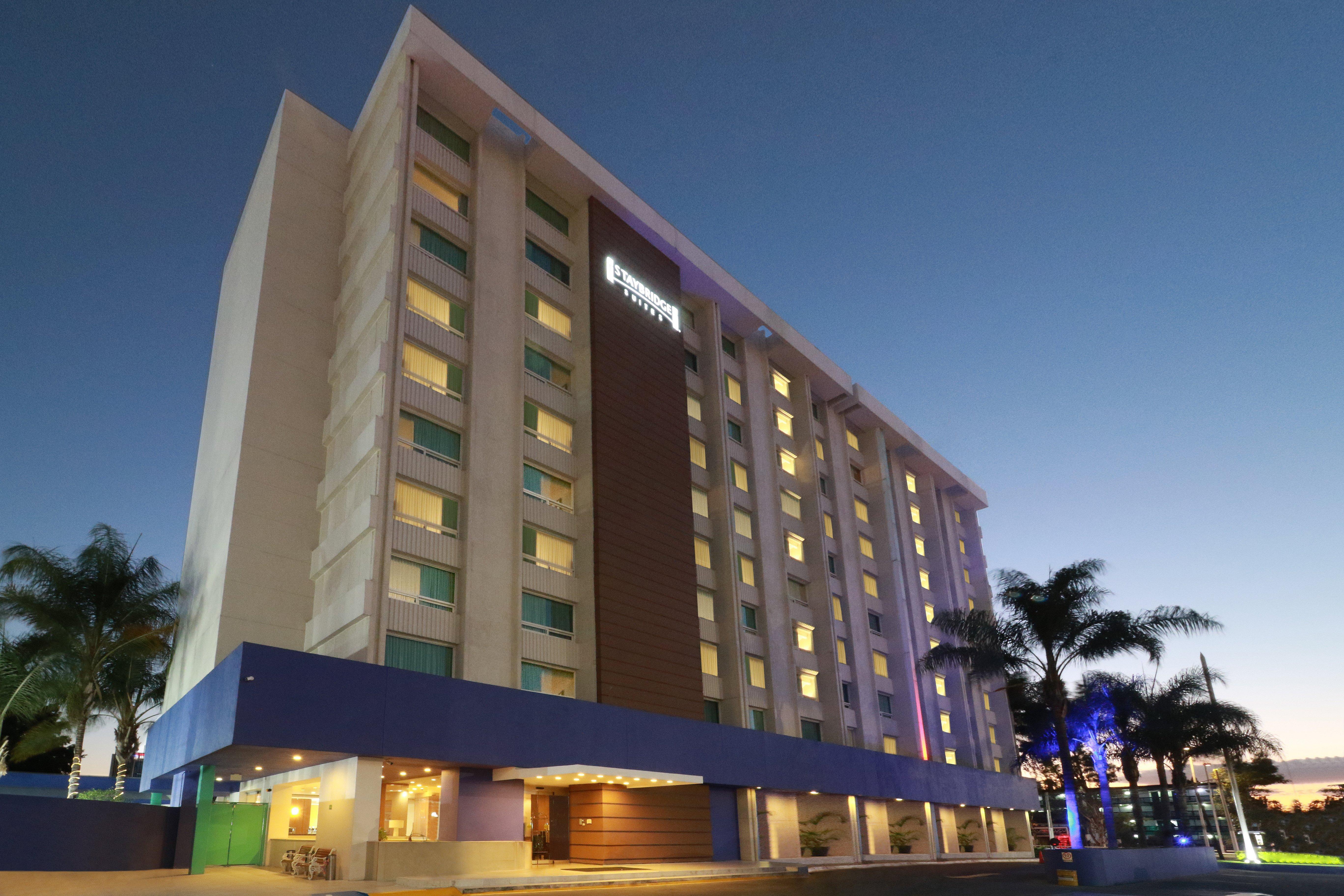 Staybridge Suites Guadalajara Expo By Ihg Запопан Екстериор снимка