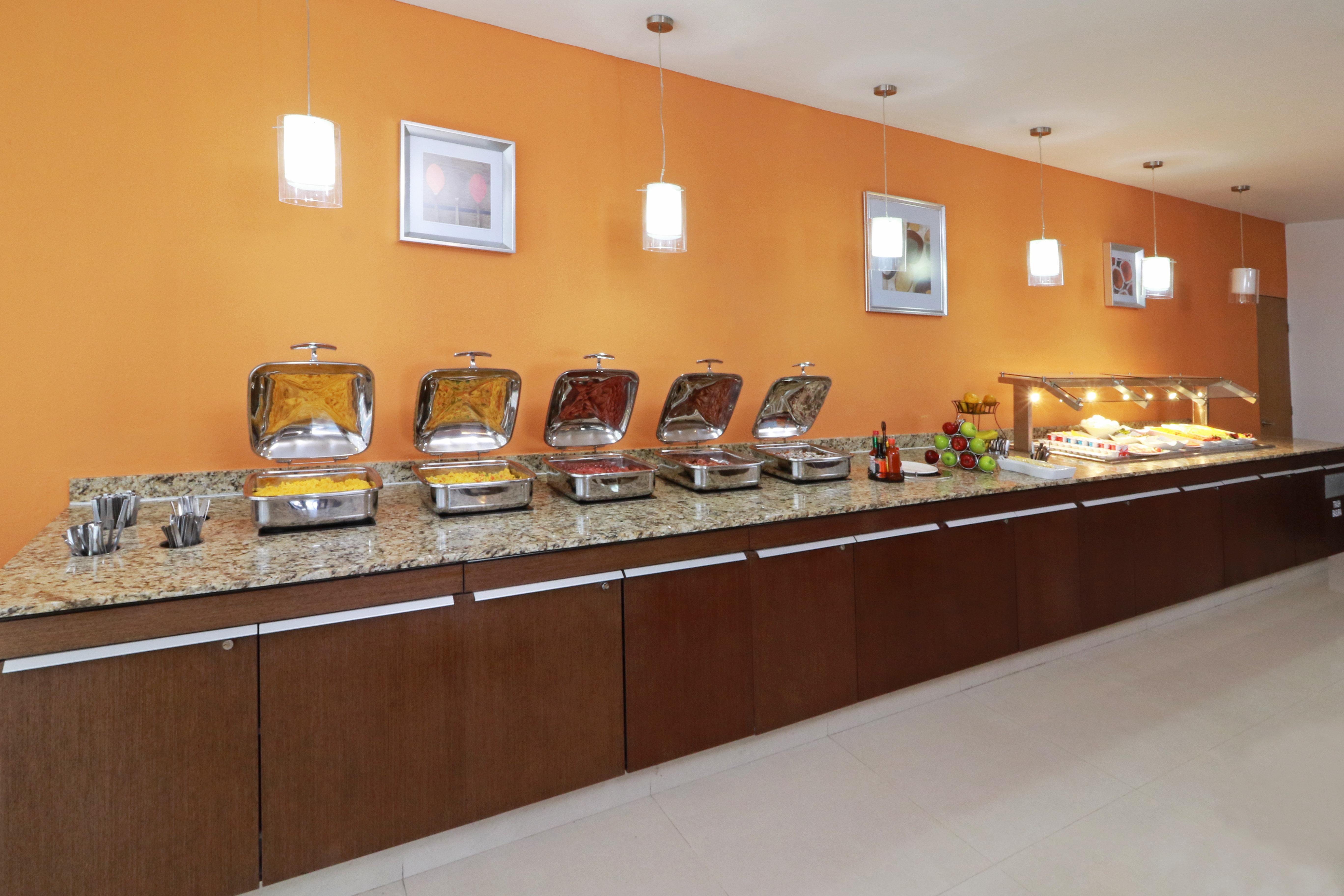 Staybridge Suites Guadalajara Expo By Ihg Запопан Екстериор снимка