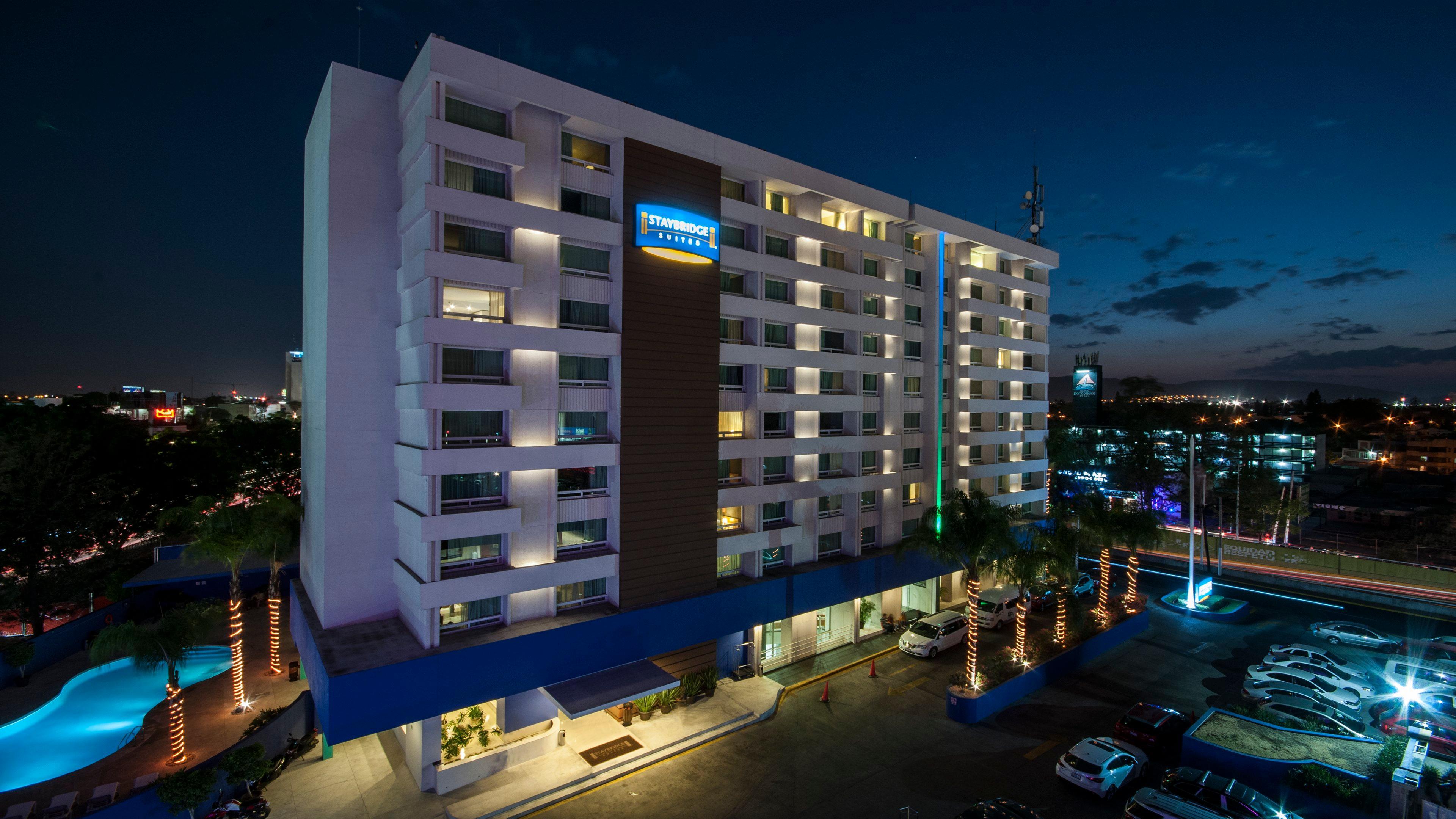 Staybridge Suites Guadalajara Expo By Ihg Запопан Екстериор снимка